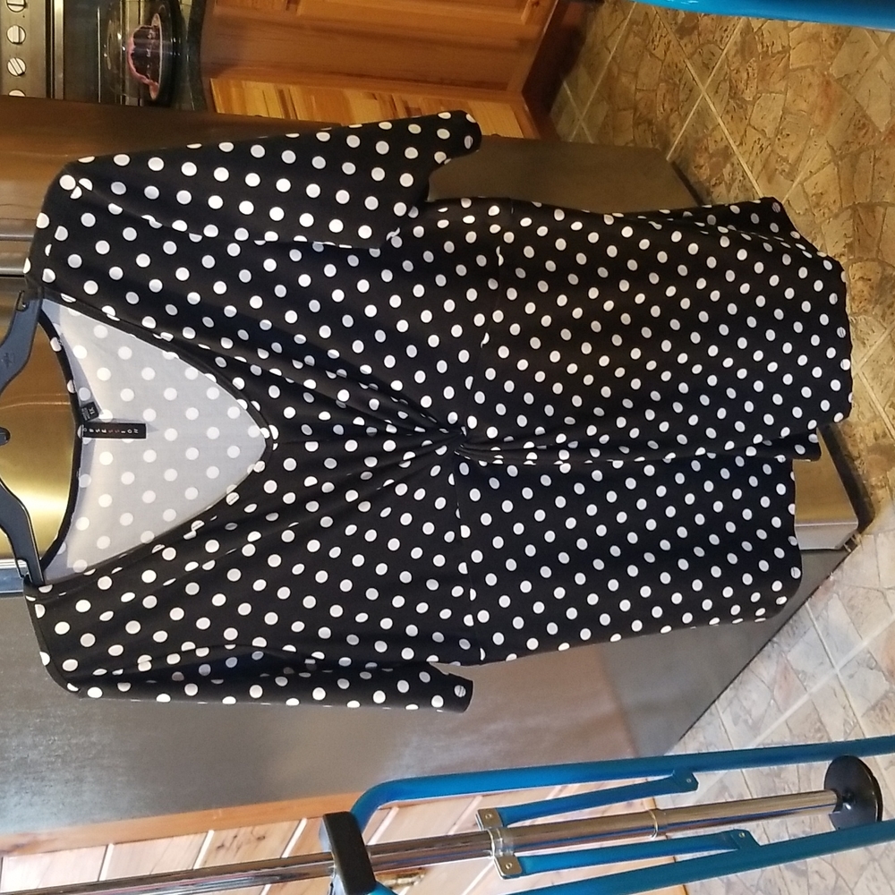 Like new, knit blouse